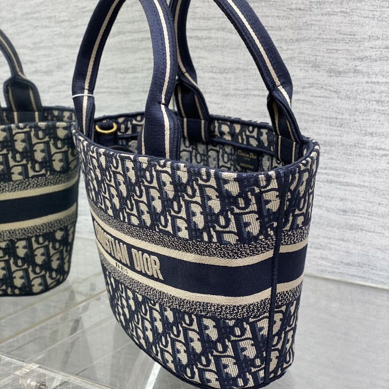 Christian Dior Hat Basket Bag In Oblique Motif Canvas Blue - Image 3