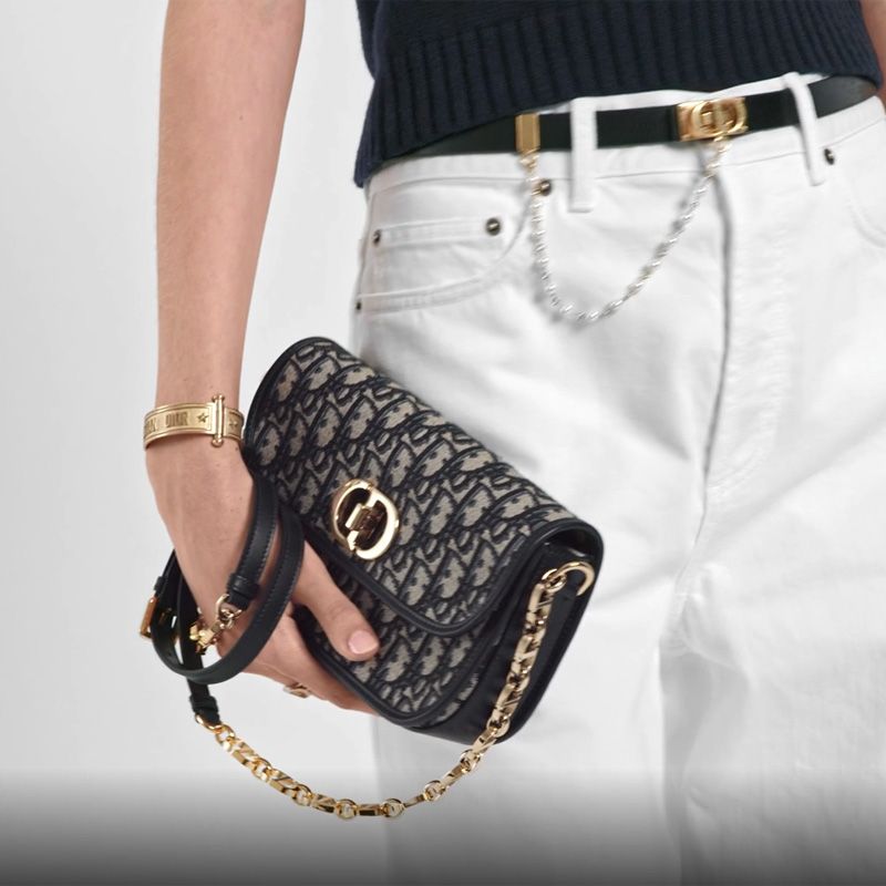 Dior 30 Montaigne Avenue Bag In Oblique Motif Canvas Blue - Image 5