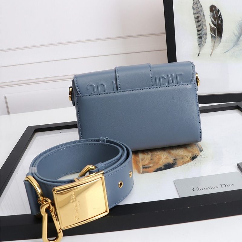 Dior 30 Montaigne Box Bag In Calfskin Sky Blue - Image 2