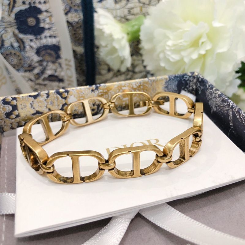 Dior 30 Montaigne Link Bracelet Antique Metal Gold