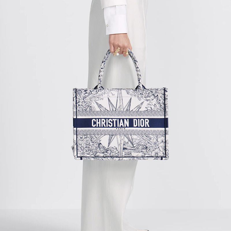 Dior Book Tote In Reve d'Infini Motif Canvas Blue - Image 5