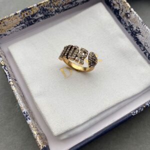 Diorevolution Ring Metal with DIOR and Heart Signatures Embellished Crystals Gold