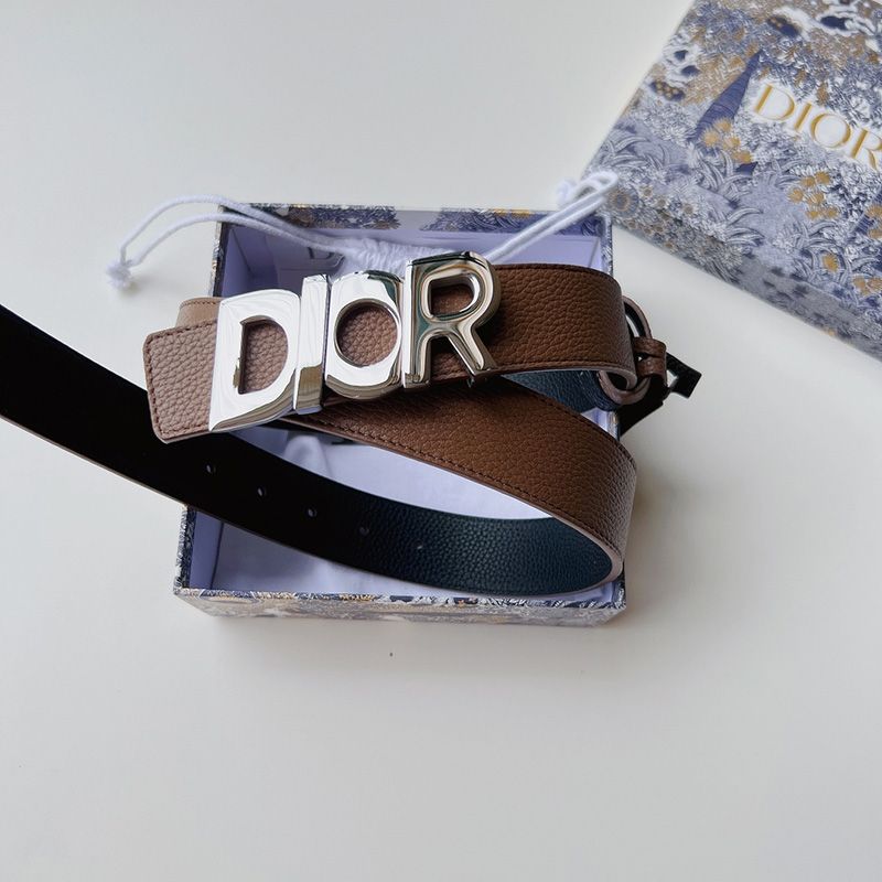 Dior Italic Buckle Reversible Belt Grained Calfskin Brown - Image 2