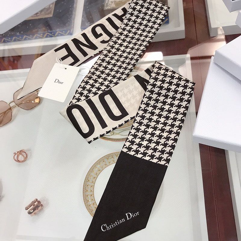 Dior Mitzah Twill Houndstooth 30 Montaigne Motif Silk Black - Image 2