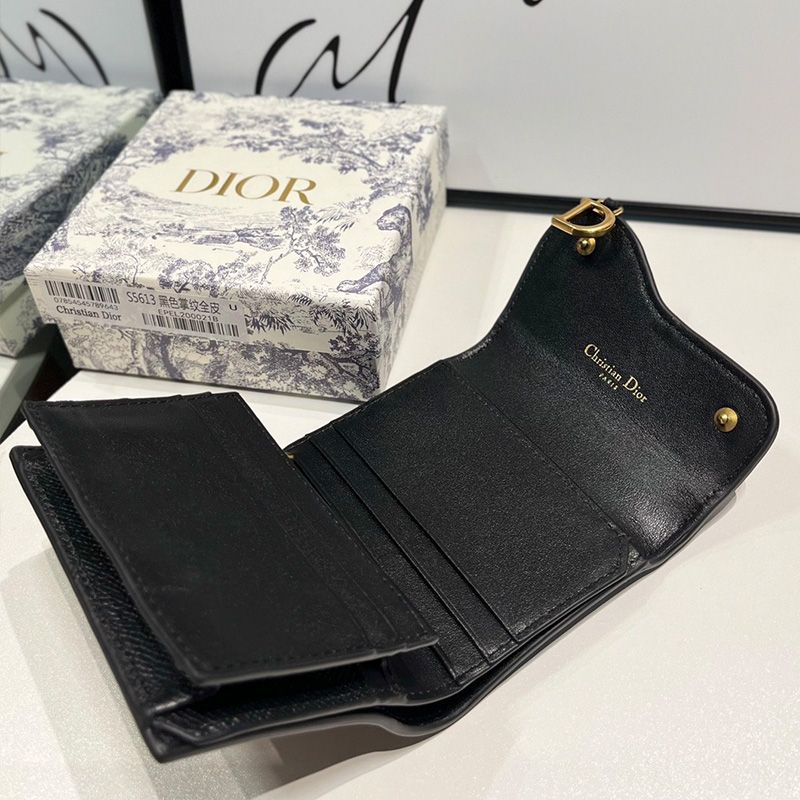 Dior Saddle Trifold Wallet In Grained Calfskin Black - Image 3