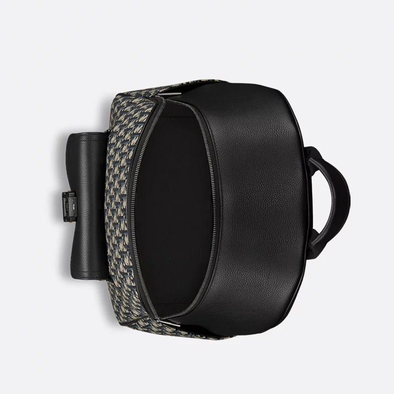 Dior Saddle Zip Backpack In Oblique Motif Canvas with Grained Calfskin Blue - Image 4