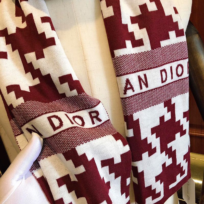 Dior Scarf In Macro Houndstooth Motif Technical Cashmere and Wool Burgundy - Image 3