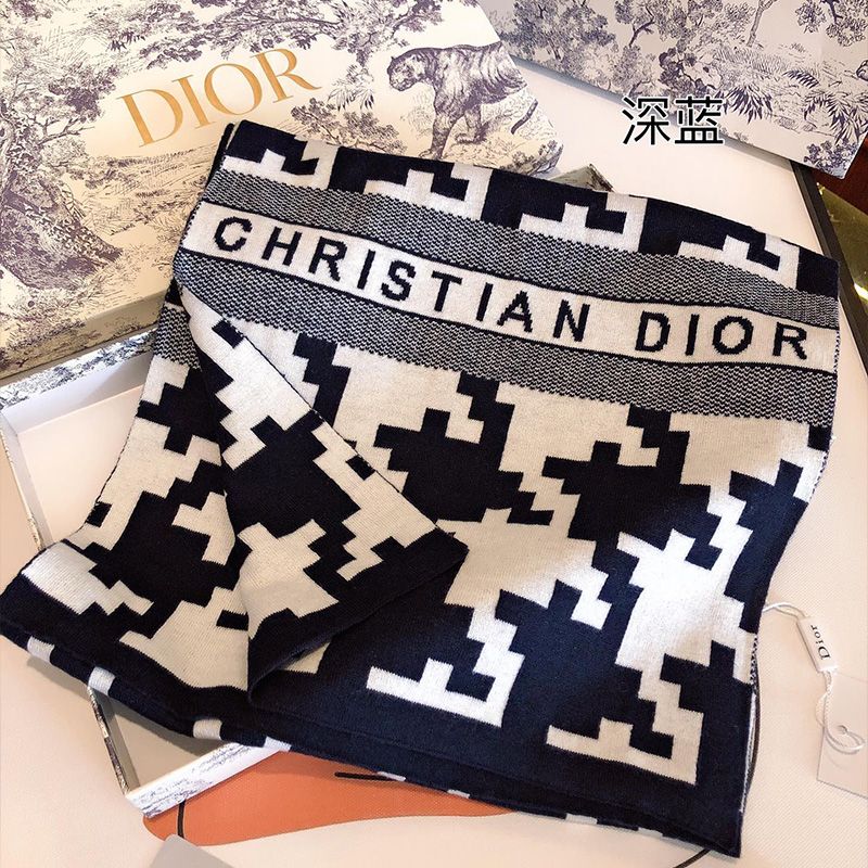 Dior Scarf In Macro Houndstooth Motif Technical Cashmere and Wool Navy Blue - Image 4