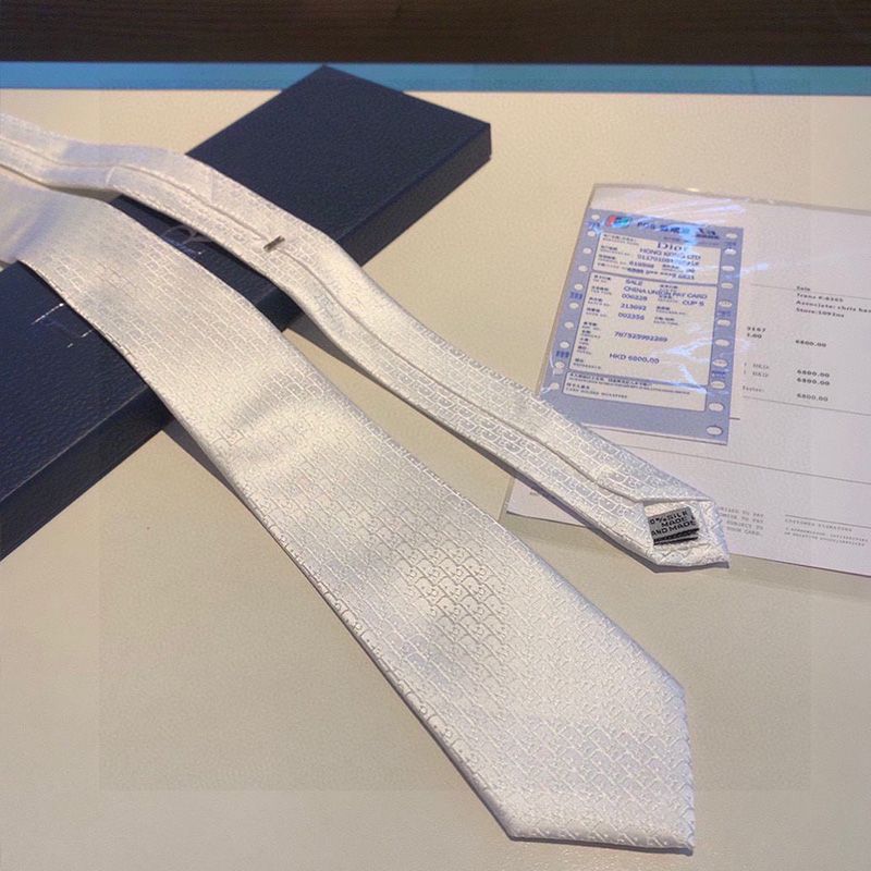 Dior Tie Oblique Motif Silk White - Image 2