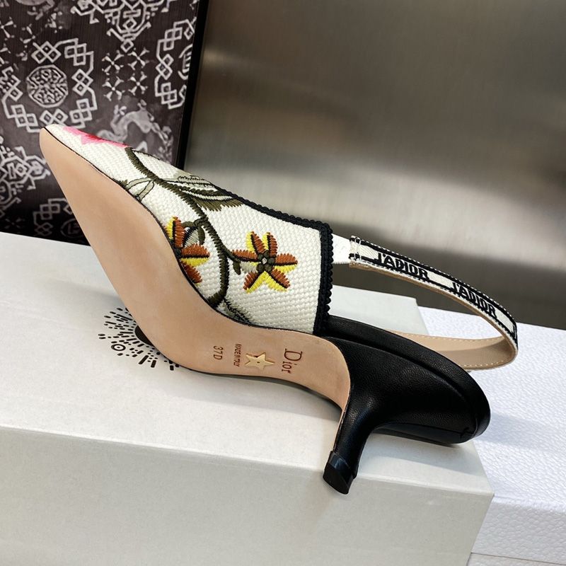 J'Adior Slingback Pumps Women Petites Fleurs Motif Canvas White - Image 4