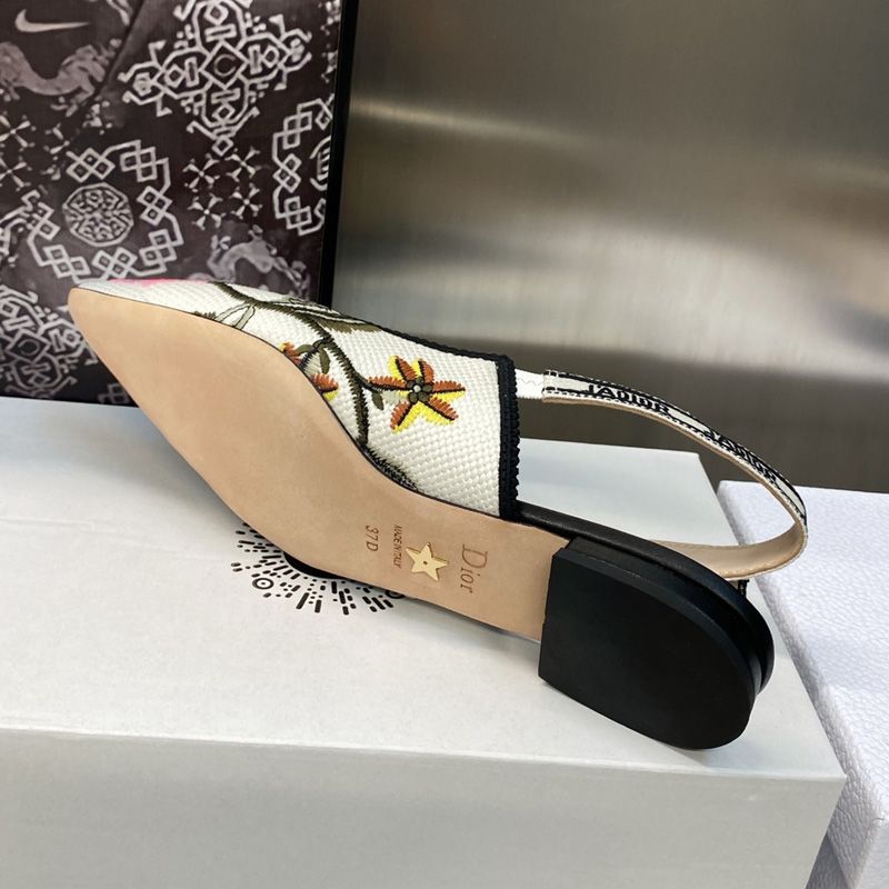 J'Adior Slingback Pumps Women Petites Fleurs Motif Canvas White - Image 6