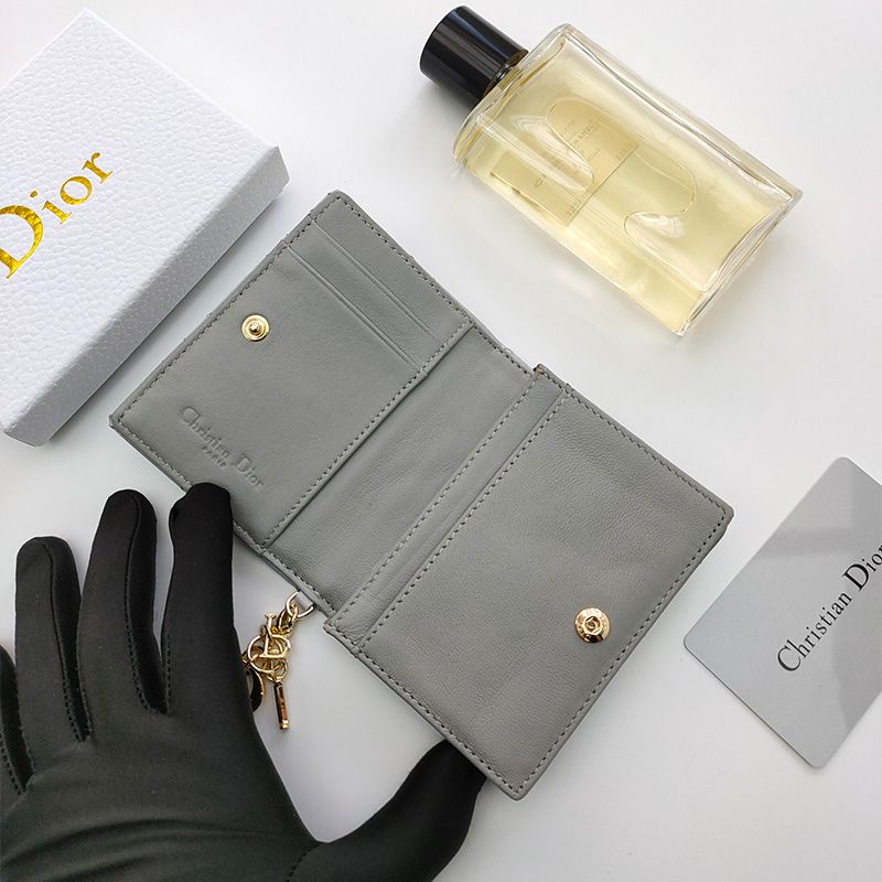 Lady Dior Flap Card Holder Patent Cannage Calfskin Grey - Image 3