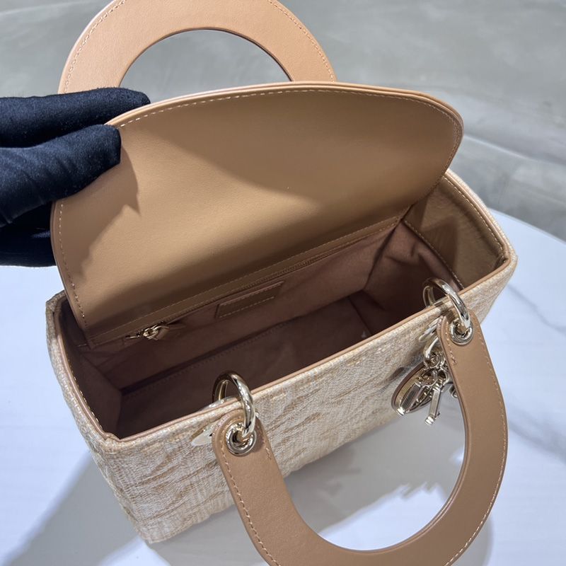Medium Lady Dior Bag In Graphic Cannage Raffia Beige - Image 5
