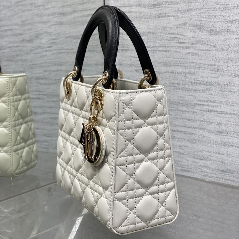 Lady Dior My ABCDior Bag In Enamel Cannage Lambskin White/Black - Image 3