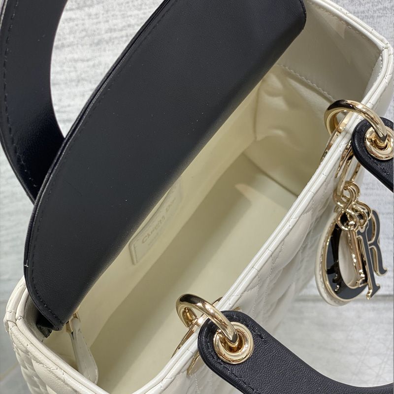 Lady Dior My ABCDior Bag In Enamel Cannage Lambskin White/Black - Image 5