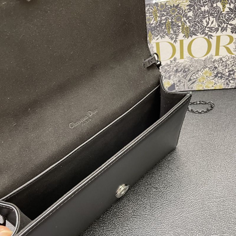 Lady Dior Pouch Ultramatte Cannage Lambskin with Diamond Motif Black - Image 5