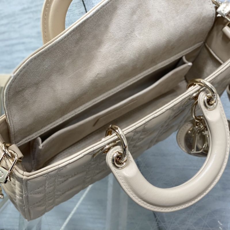 Medium Lady D-Joy Bag In Cannage Lambskin Apricot - Image 4