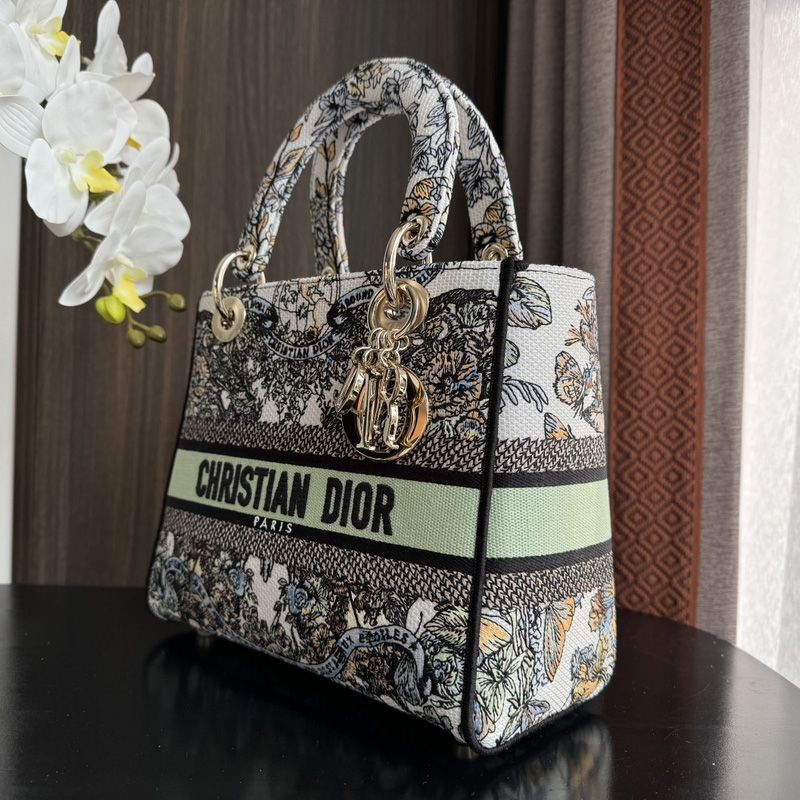 Medium Lady D-lite Bag In Butterfly Around The World Motif Canvas White/Green - Image 3