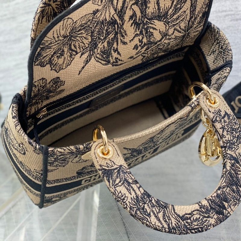 Medium Lady D-lite Bag In Toile de Jouy Voyage Motif Canvas Beige - Image 5