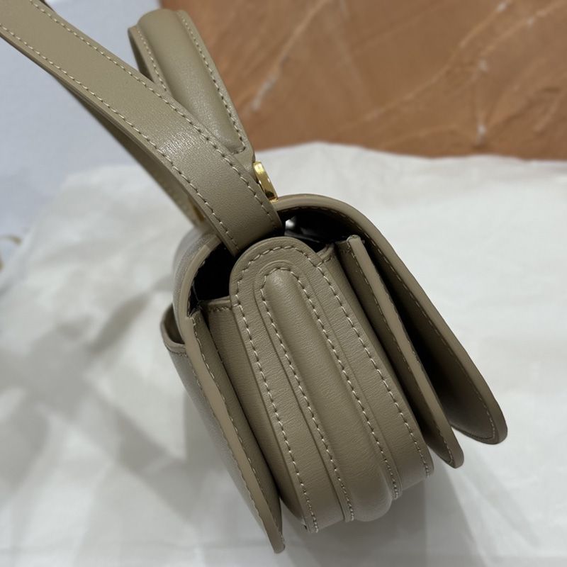 Small Dior 30 Montaigne Avenue Top Handle Bag In Ribbed Calfskin Khaki - Image 3