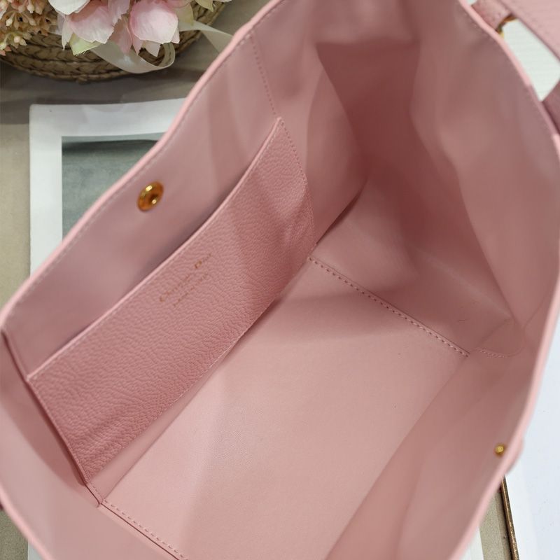 Small Dior Signature Bucket Bag In Grained Calfskin Cherry - Image 5