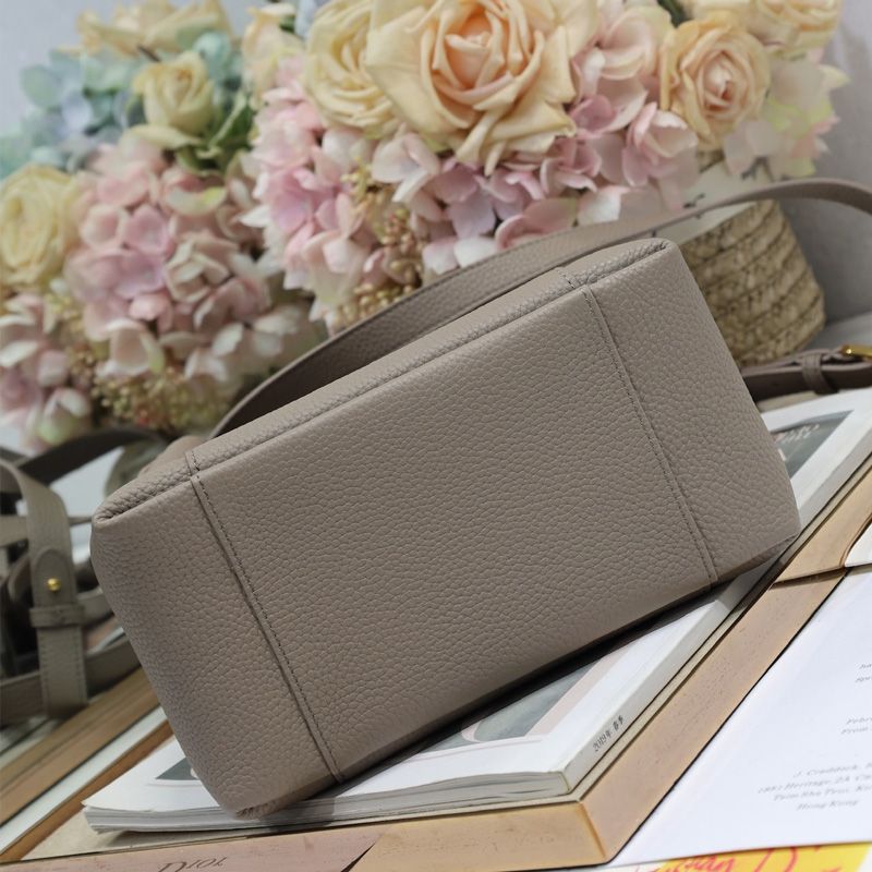 Small Dior Signature Bucket Bag In Grained Calfskin Grey - Image 4